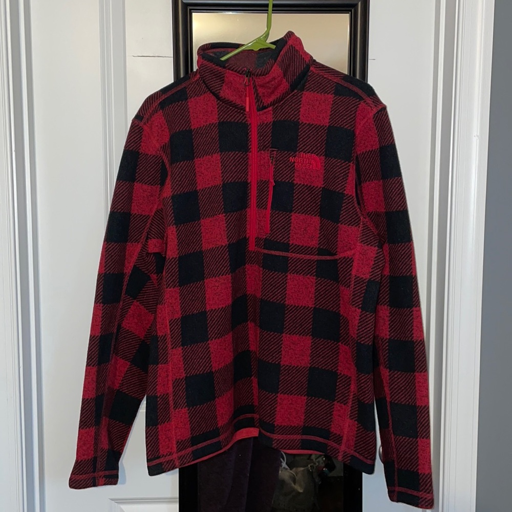 the north face red/black plaid fleece 1/4 zip. EUC